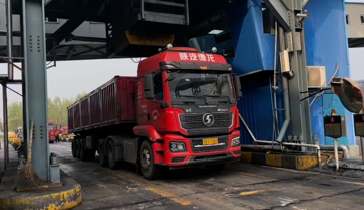 全無人裝車！矩陣軟件的智能裝車系統(tǒng)，?匹配三十多個車型，二十多種料口，一百多項特定環(huán)境需求！-濟南網(wǎng)站制作